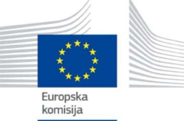 logoceverticalcrquadrilr